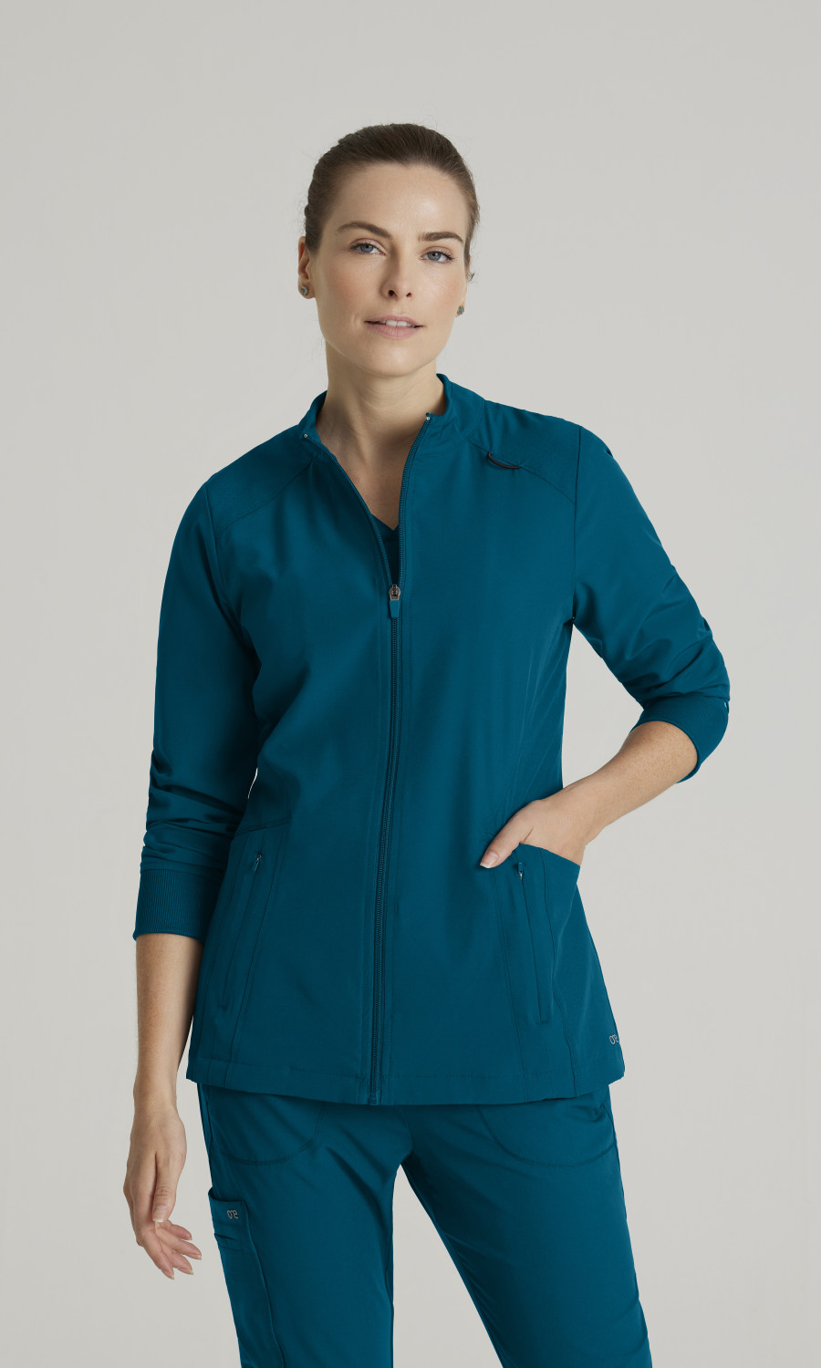Barco One Women's 4 Pocket Banded Collar Zip Up Warm-Up