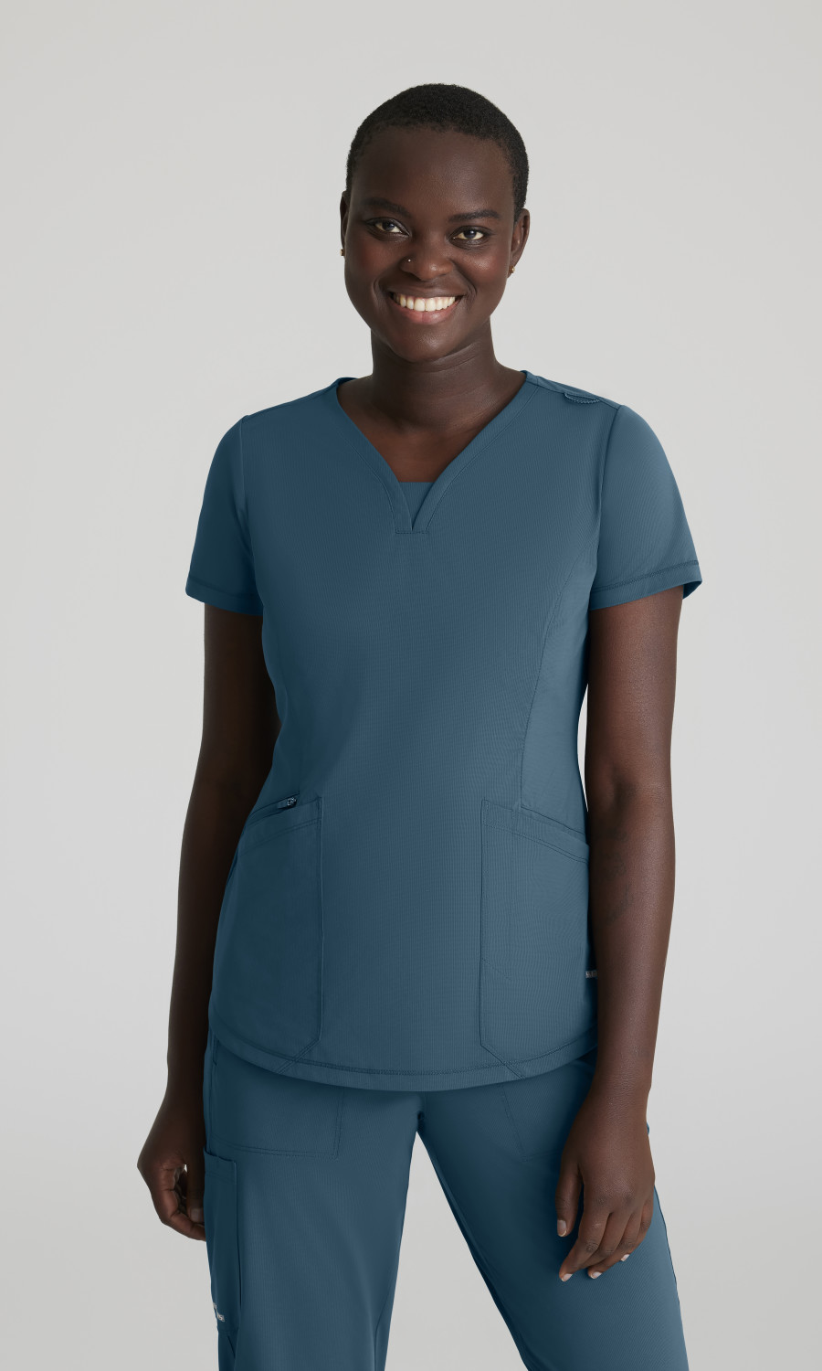 Skechers Slip-ins Women's 3 Pocket V-Neck Top